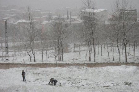 Bursa'da Kar Yağışı Başladı