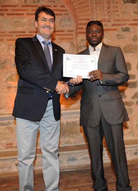 Bursa'da meslek kursuna giden Tanzanyalı Mabruck, ticarete atılacak