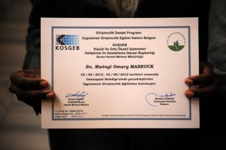 Bursa'da meslek kursuna giden Tanzanyalı Mabruck, ticarete atılacak