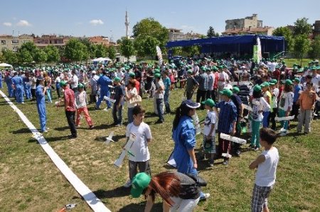 Bursa’da model uçak şenliği