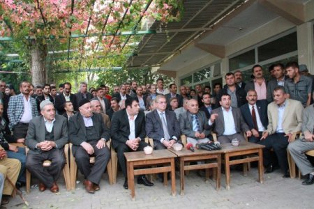 Bursa'da olayların çıktığı mahalle muhtarları birlik ve beraberlik çağrısı yaptı