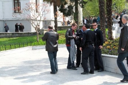 Bursa’da şüpheli çanta alarmı