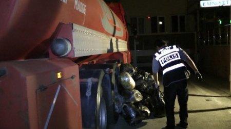 Bursa'da tankerin yakıt tankında esrar ele geçirildi