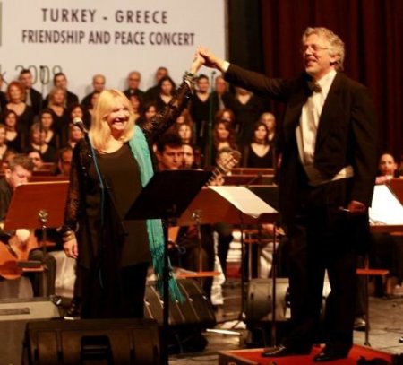 Bursa'da Yunanistan-türkiye Barış Konseri Düzenlendi