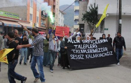 Bursa'daki olaylarda yaralanan gazeteci, müşahade altında