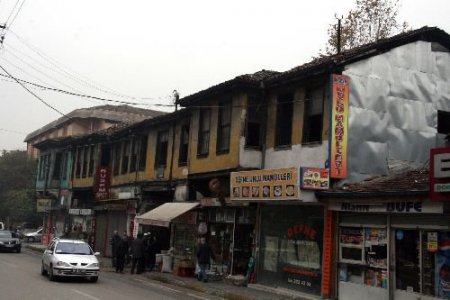 Bursa'daki Yıkılmaya Terk Edilen Tarihi Eskişehir Hanı Restore Edilecek