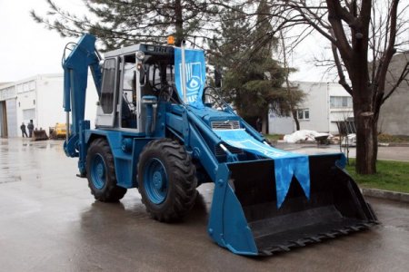 Bursa’dan Ardahan belediyesine iş makinesi yardımı