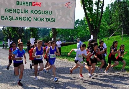 Bursagaz gençlik koşusu gelenekselleştirildi