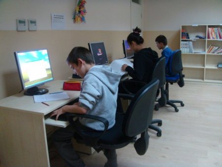 Bursalı çocuklar İngilizce ve halk oyunları kursuna akın etti