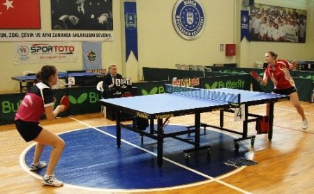 Bursalı masa tenisçilerin hedefi; ligi ilk üçte bitirmek