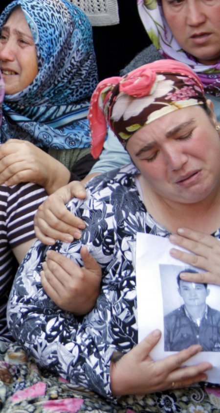 Bursalılar şehitleri için kenetlendi