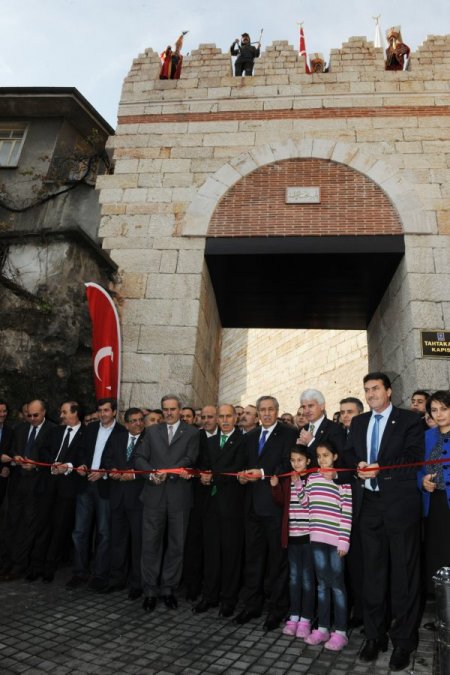 Bursa’nın tarihi kapıları geleceğe açılıyor