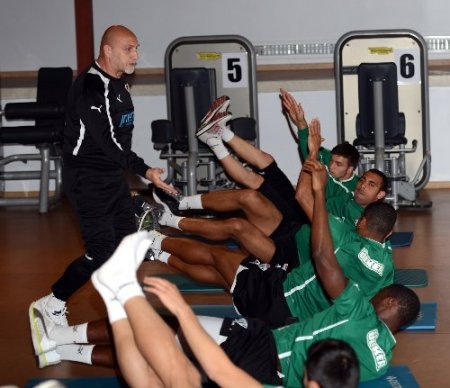 Bursaspor, Akhisar Belediyespor maçına hazırlanıyor