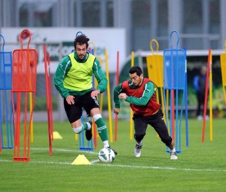Bursaspor, Antalyaspor hazırlıklarını sürdürdü