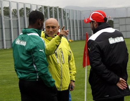 Bursaspor, Antalyaspor maçı hazırlıklarına başladı