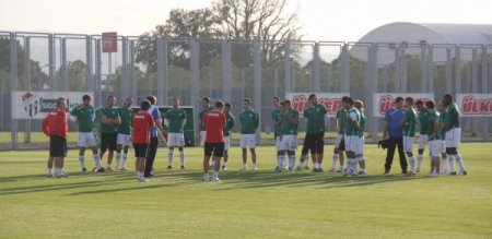 Bursaspor, Fenerbahçe maçına yine Ozan'sız hazırlandı