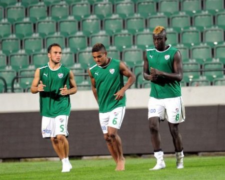 Bursaspor, günü izinli geçirecek
