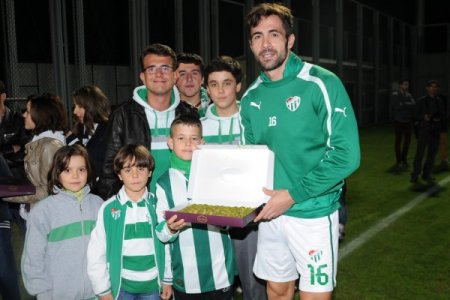 Bursaspor, Mersin İdman Yurdu hazırlıklarını sürdürdü