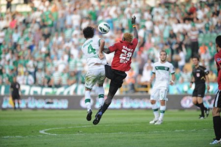Bursaspor: 0 - Gaziantepspor: 1 (İlk yarı)