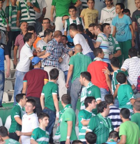 Bursaspor: 0 - Gaziantepspor: 1 (İlk yarı)