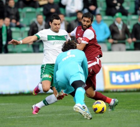 Bursaspor: 1 - Sanica Boru Elazığspor: 0 (İlk Yarı)