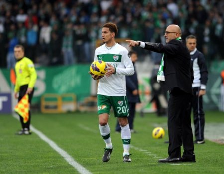 Bursaspor: 1 - Sanica Boru Elazığspor: 0 (İlk Yarı)