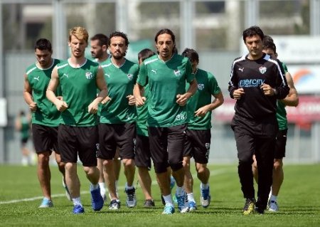 Bursaspor ara vermeden Orduspor hazırlıklarına başladı