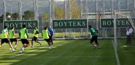 Bursaspor kanat organizasyonu çalıştı