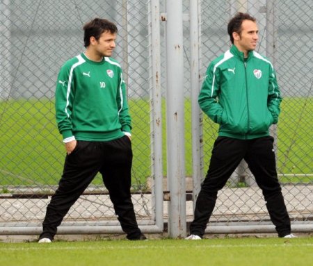 Bursaspor kupa maçı için İzmir’e gitti