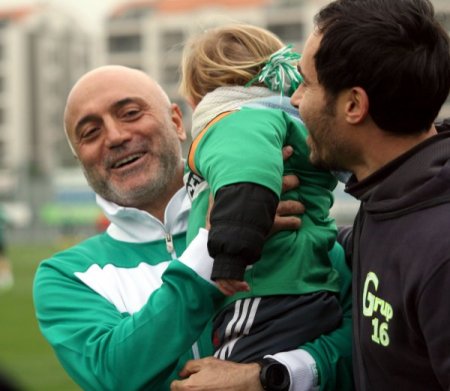 Bursaspor taraftarları, sevgililer gününde Özlüce'ye akın etti