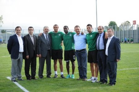 Bursaspor'da Edu ve Ferdinand takımla vedalaştı