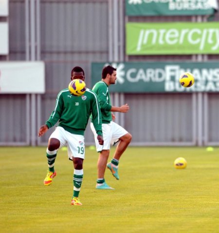 Bursaspor'da hazırlıklar sürüyor