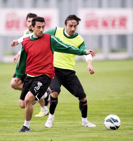 Bursaspor'da neşeli antrenman