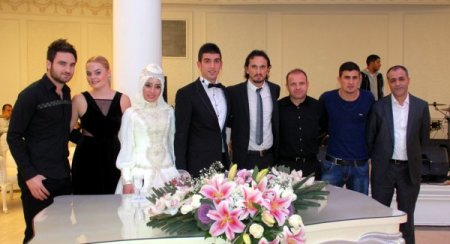 Bursaspor'un genç kalecisi Bekir, dünya evine girdi