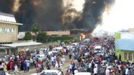 Burundi’de pazar yangını: 2 bin mağaza kül oldu