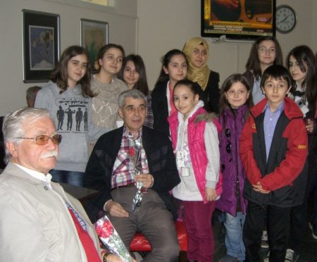 BUSEDER yaşlıların gönlünü aldı