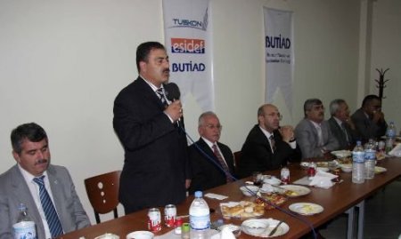 Butiad'dan Geniş Katılımlı İftar Yemeği