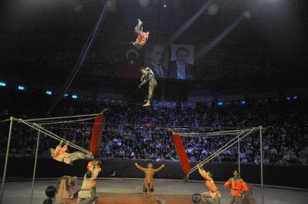 Büyük Ankara & Moskova Sirki, bayramda gösterilerine başlıyor