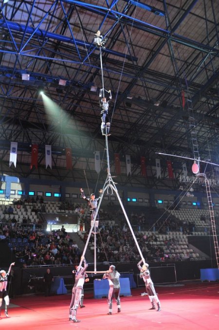 Büyük Ankara & Moskova Sirki gösterilerine başladı