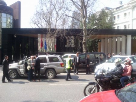 Büyük Kulüp, Yeni Başkanını Seçiyor