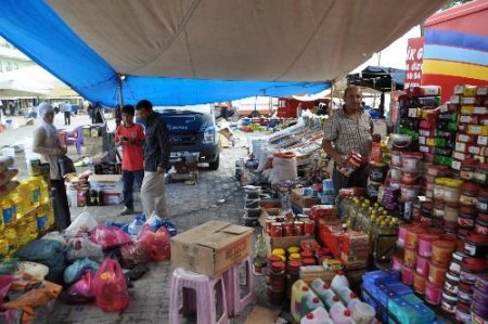 Büyük Marketler Pazarcı Esnafını Vurdu