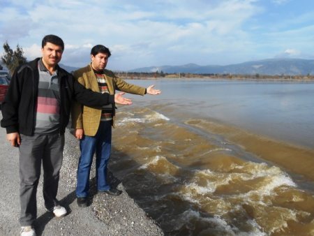 Büyük Menderes taştı, Söke Ovası su altında kaldı