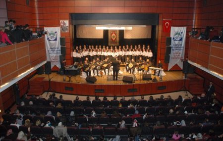 Büyük usta Neşet Ertaş anıldı