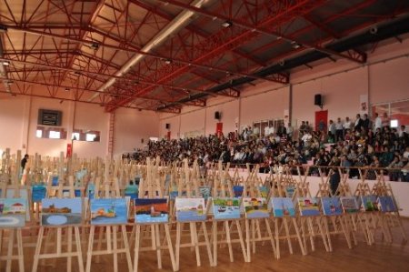 Büyükçekmeceli çocuklar, hayallerindeki İstanbul'u çizdi