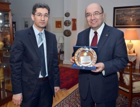 Büyükelçi Samsar, Türkçe Olimpiyatlarına katılan öğrencileri kabul etti