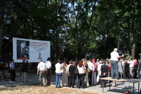 Büyükelçi Sezgin: Nazım’ı Mahpus Edenler, Kendileri Mahpus Oldu