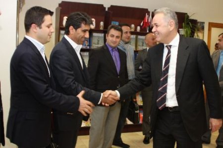 Büyükelçi Sezgin'den Rutid'e Ziyaret; Türk Girişimcilerle Gurur Duyuyoruz-özel