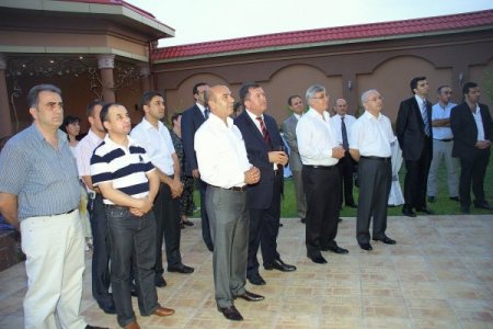 Büyükelçi Sönmezay, Özbek-türk İşadamlarına Kaynaşma Yemeği Verdi