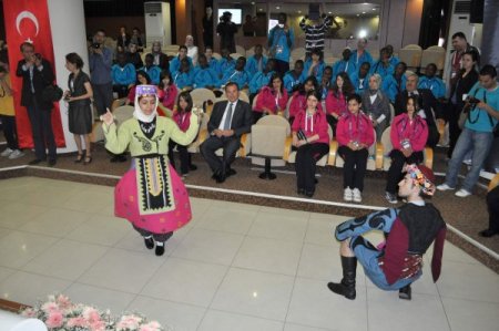 Büyükerşen’den Türkçe'nin Çocuklarına Tam Not