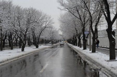 Büyükşehir, Buzlanmaya Karşı Sürücüleri Uyardı